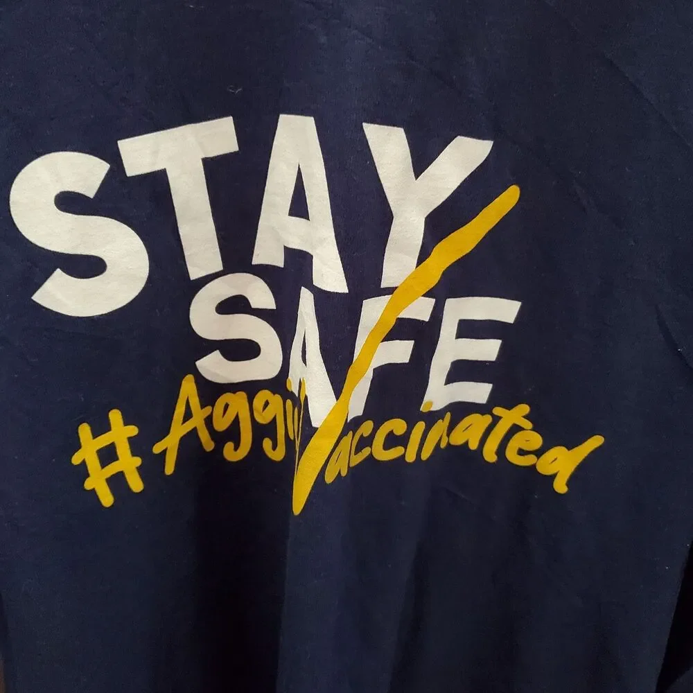 Stay Safe Aggie Vaccinated T-Shirt XL Blue Yellow V-Neck Short Sleeve Tee Top